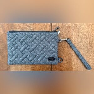 Lug Peekaboo Wristlet Quilted Pouch Gray Smoke Gray Metal Purse Clutch EC